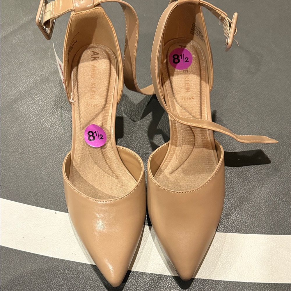Anne Klein Beige Pointed Toe Heels